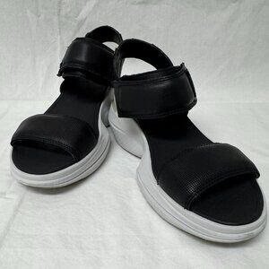 Sorel Women's Blitz Leather Sandal